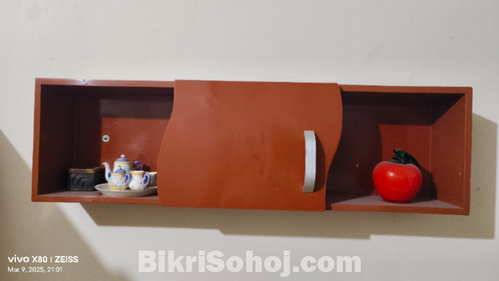 টেবিল, সোফা কামটুল, মটকা